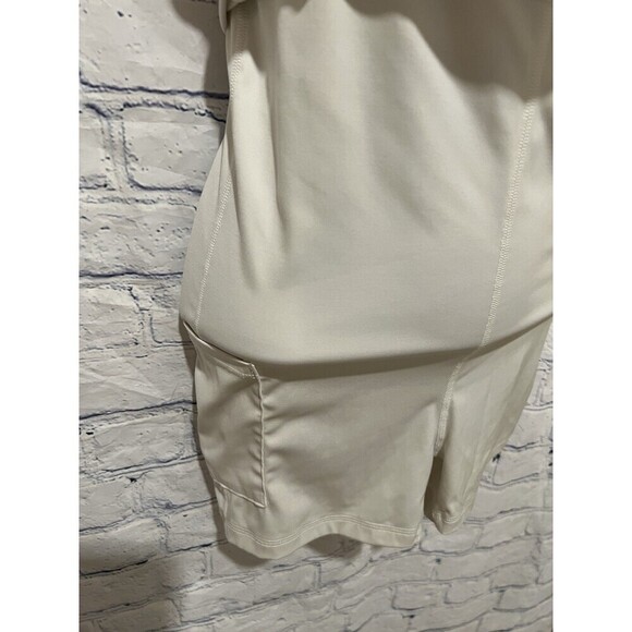 Gilly Hicks Recharge Active White dress with shorts And Pocket Size XS - Picture 5 of 9